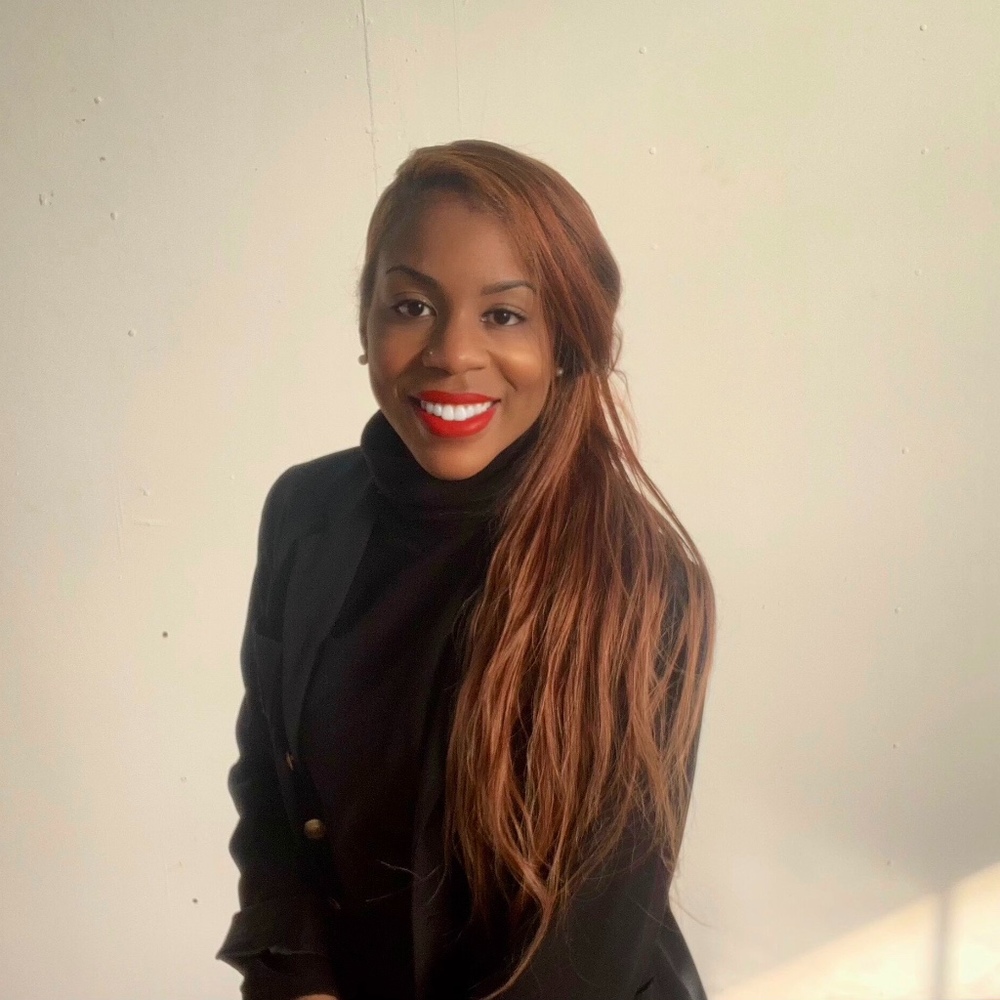 Meet your Posher, Mercedes